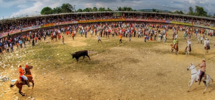 FIESTAS EN CORRALEJAS sABANALARGA