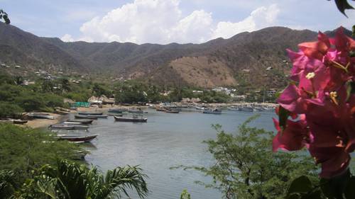 Vista desde lo alto de la Bahia Taganga